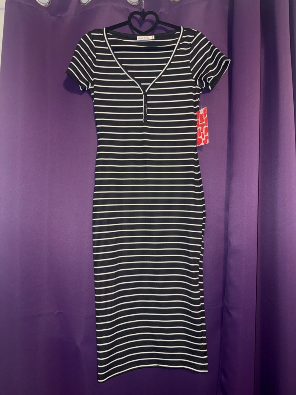 Heart & Hips Black and White Striped V‑Neck Midi Dress